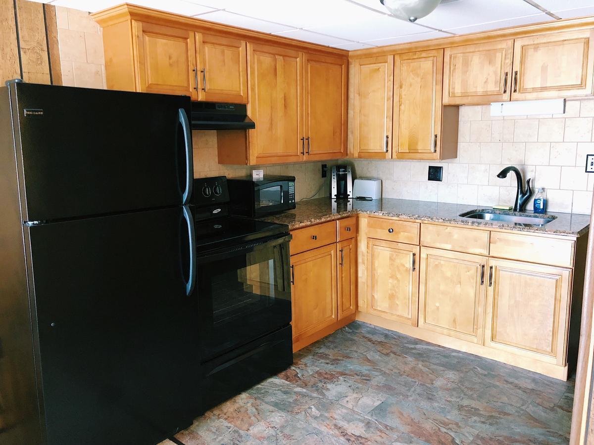 Motel Shore Meadows Llc Lake George